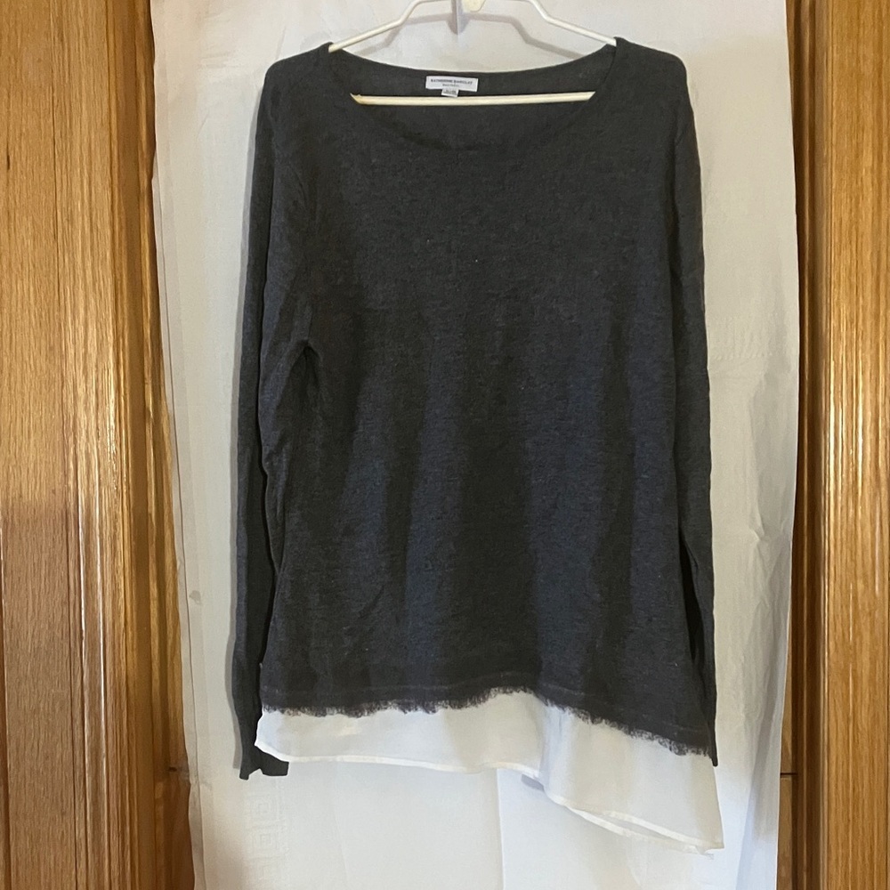 Katherine Barclay Woman’s XL Grey/w white bottom long sleeve crew neck sweater